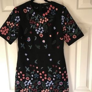 💛 NWT I ZARA black with floral embroidery